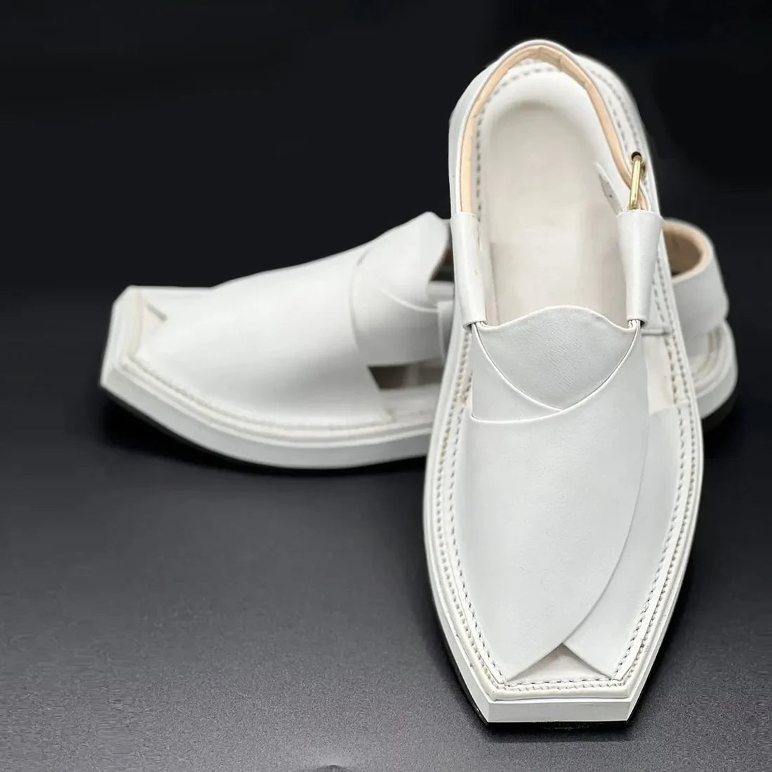 Kaptan white Handmade chappal