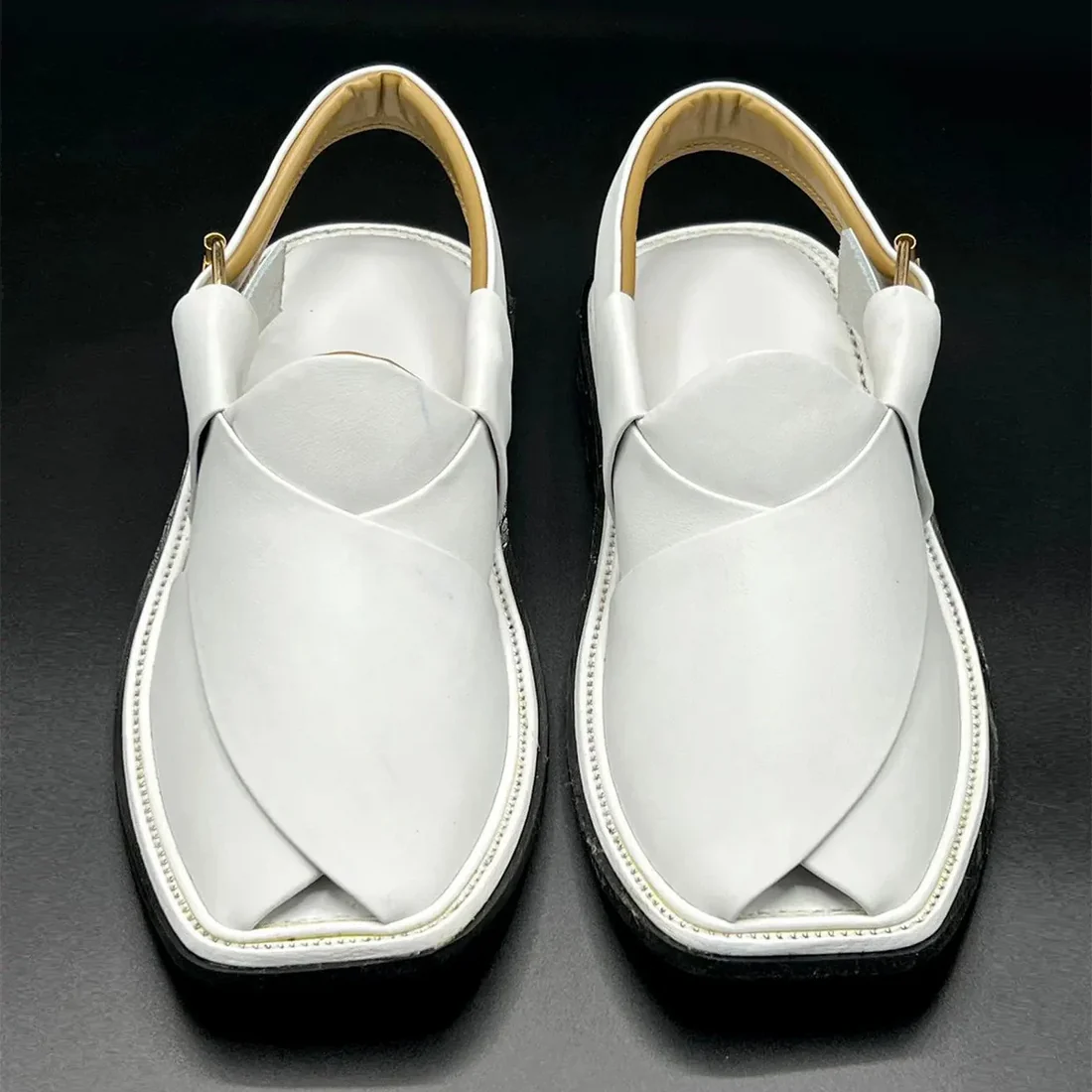 Smart Zalmi white Handmade chappal